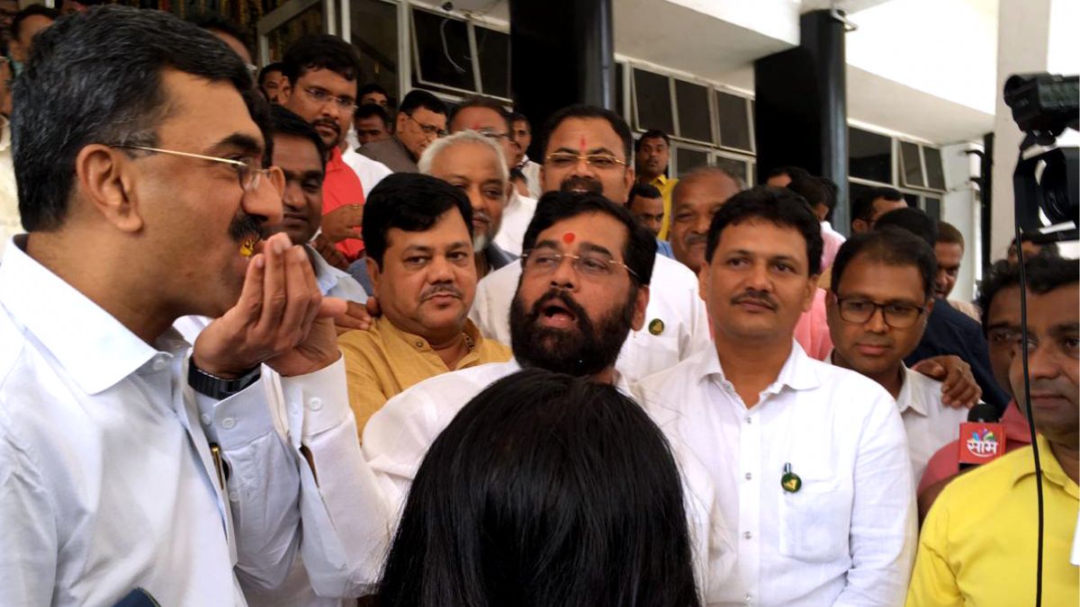Maharashtra Crisis: Eknath Shinde Flaunts Support Of 46 MLAs But Says Not In Talks With BJP