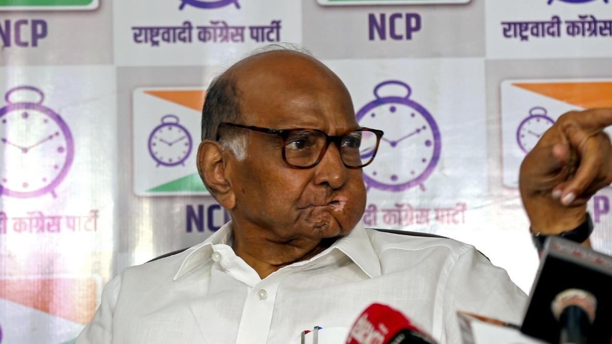 'Fadnavis Didn't Seem Happy': Sharad Pawar After BJP Picks Eknath ...