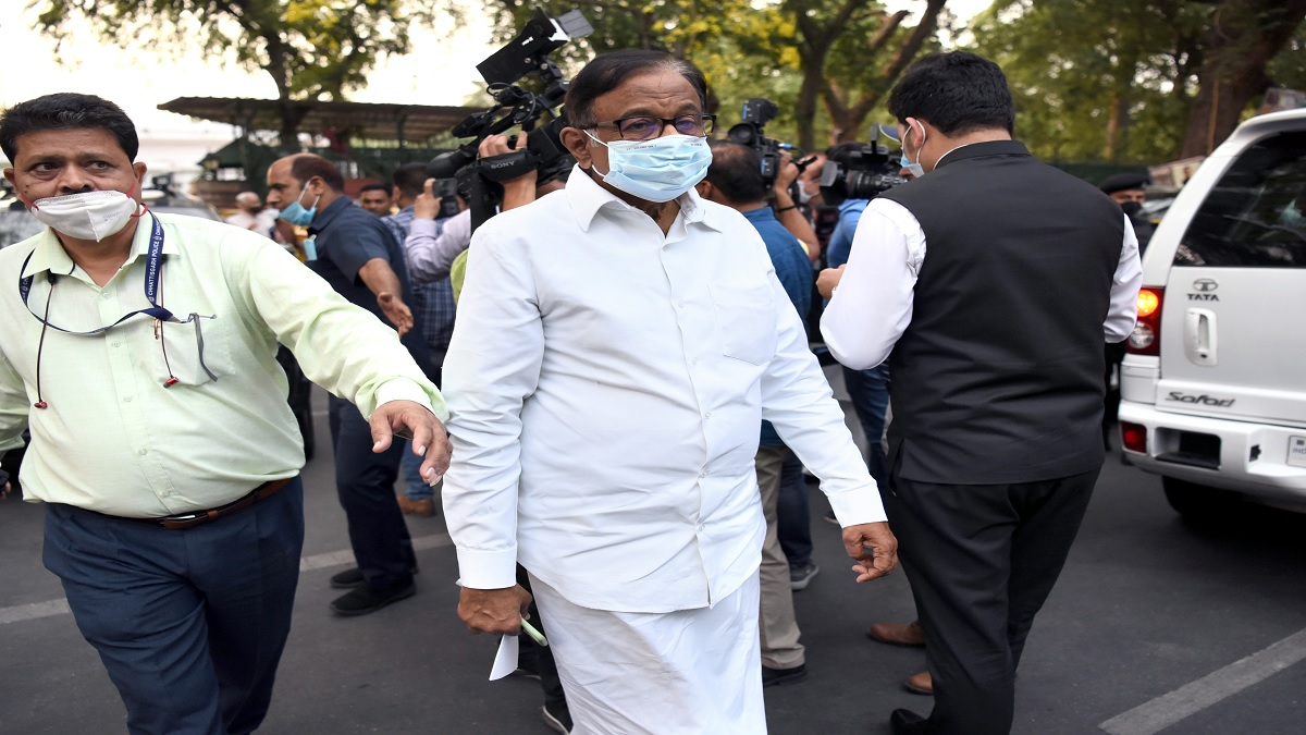 P Chidambaram Suffers Rib Fracture, Alleges Being Pushed By Cops During Congress Protest In Delhi
