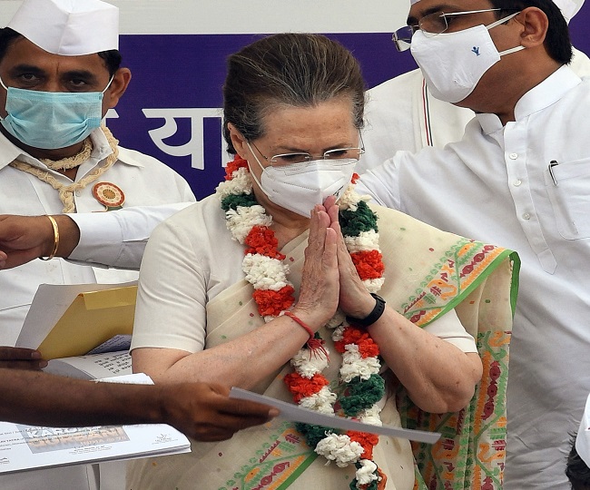 Sonia Gandhi Tests COVID-19 Positive Day After ED's Summon In National Herald Case