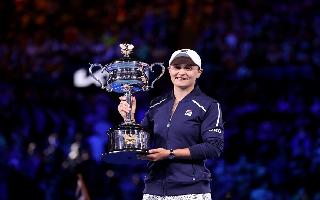 World number 1 Ashleigh Barty announces retirement from tennis at 25