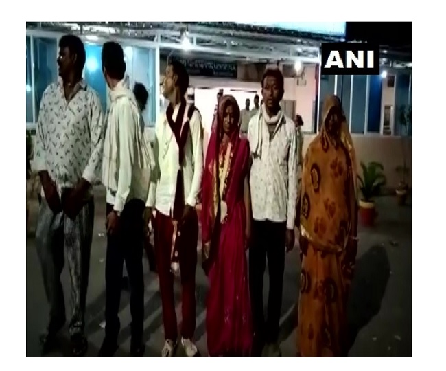 Wedding fiasco in Madhya Pradesh as families of bride and groom clash over sherwani vs dhoti-kurta debate