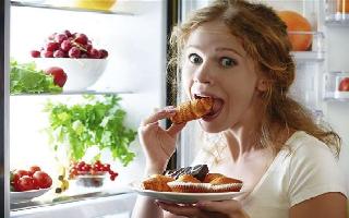 Want To Reduce Weight But Find It Hard To Resist Cravings? Here Are Simple Hacks 