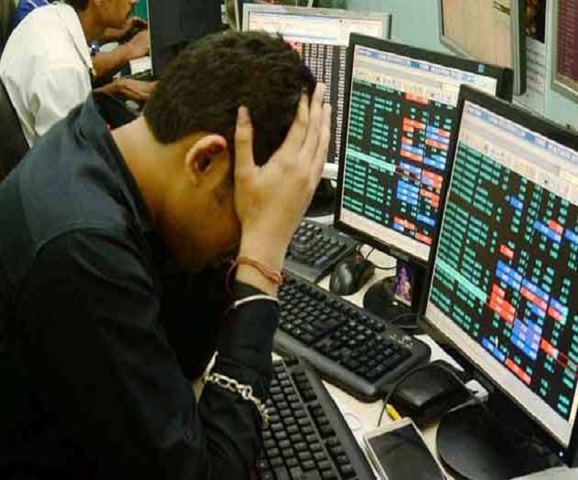Stock Market, May 12 Updates: Sensex falls for 5th straight day, tumbles 1,158 points; Nifty below 15,850