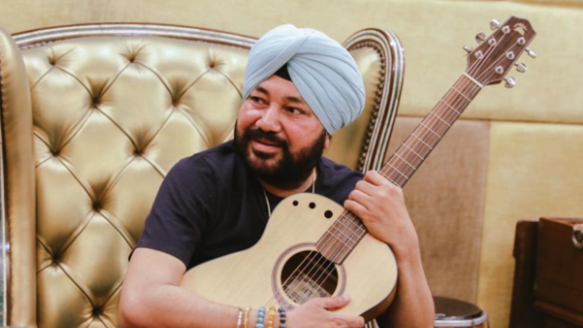 Daler Mehndi got overwhelmed after the special screening of 'Mere Pyare  Prime Minister' | Hindi Movie News - Times of India