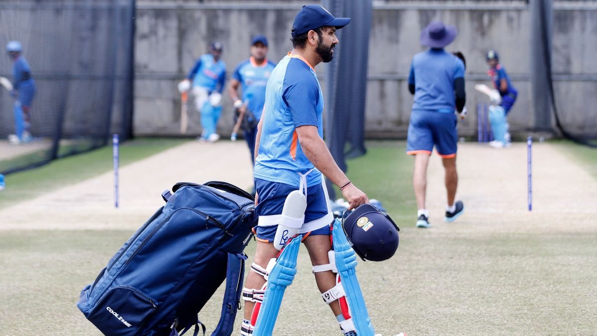 IND Vs ENG: Rohit Sharma Escapes Injury Scare Ahead Of Mega Clash ...