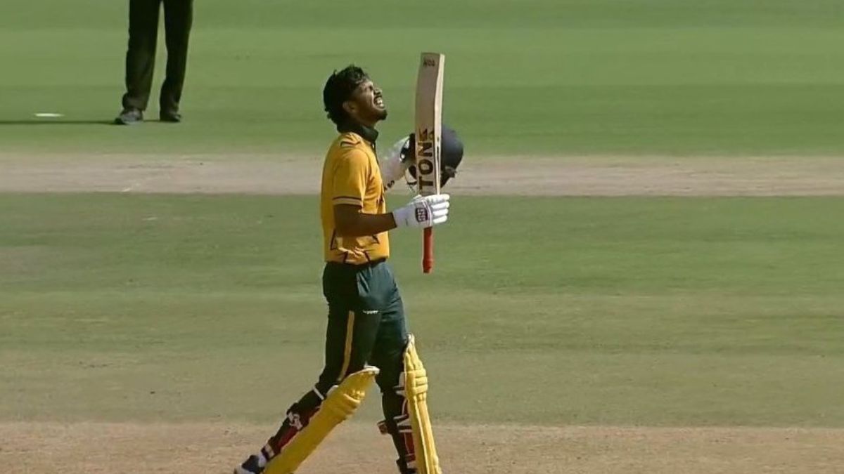 Ruturaj Gaikwad Rewrites Record Books, First Cricketer To Hit 7 sixes In An Over Watch