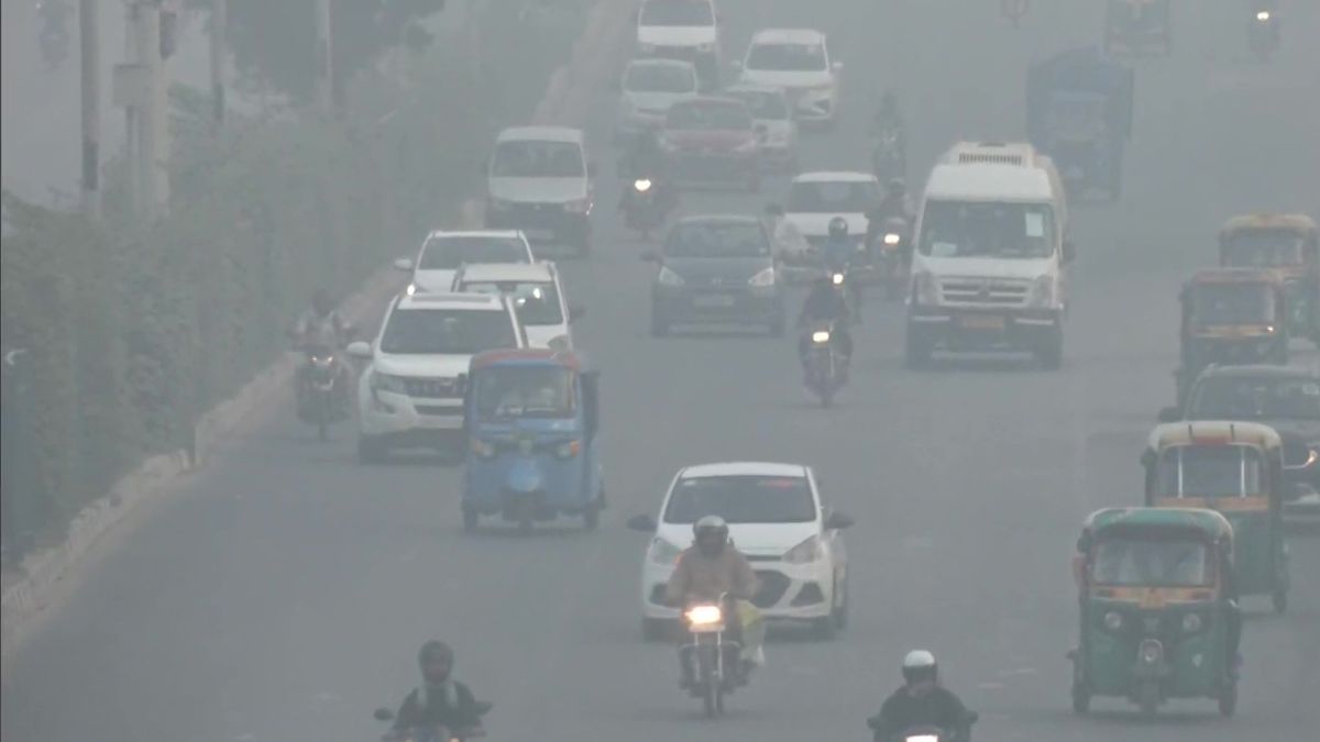 Delhi Air Quality: AQI Continues To Plunge As Thick Layer Of Smog ...