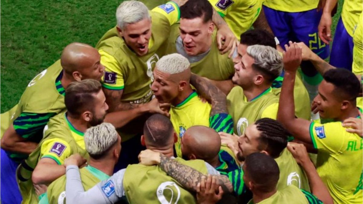 FIFA World Cup 2022: Richarlison's 2nd Half Brace Helps Brazil Beat Serbia 2-0; Neymar Injured