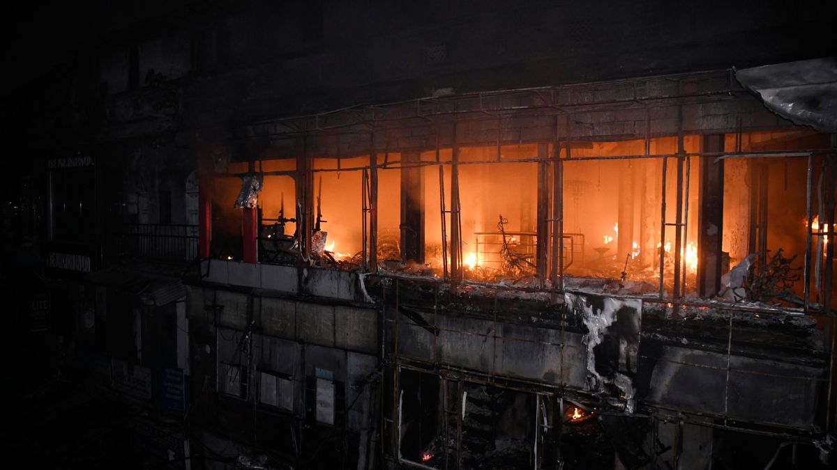 Delhi Chandni Chowk Fire: Over 50 Shops Gutted, 22 Fire Tenders At Spot; Dousing Ops Still Underway
