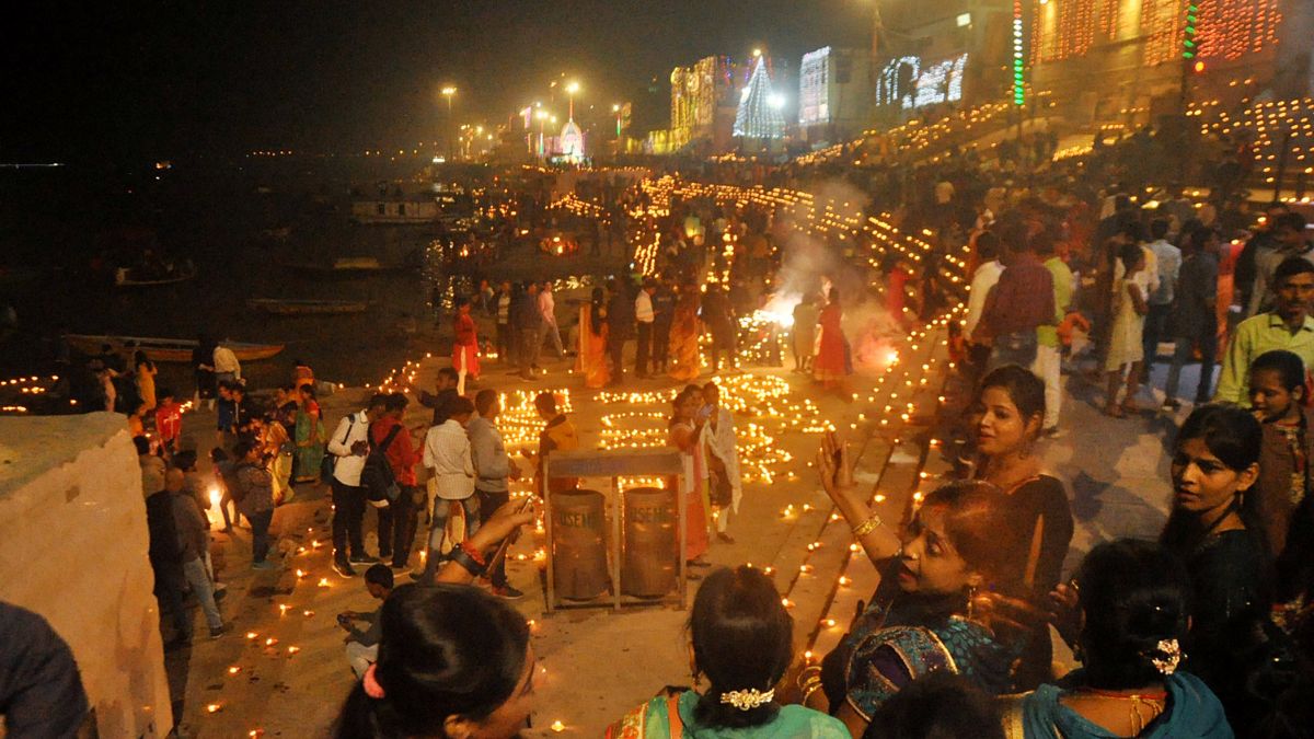 Dev Deepawali 2022 Here's How Holy City Of Varanasi Celebrates Tripurotsav