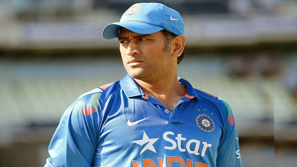 Best Books To Read On MS Dhoni: Captain Cool The Ultimate Opportunists