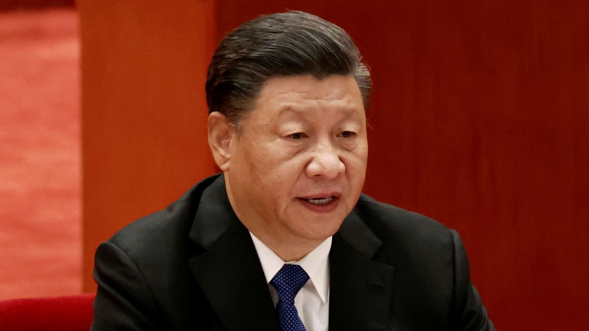 China’s Xi Jinping Faces ‘Strongest’ Public Defiance As Protests Over Zero COVID Policy Intensify