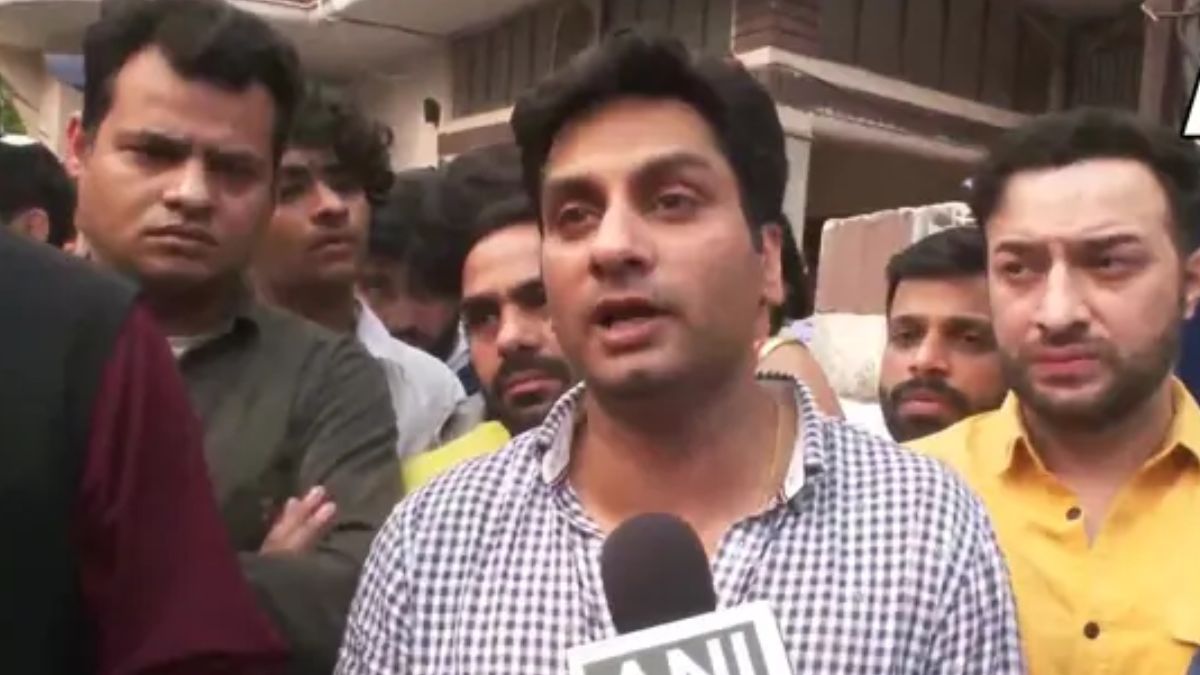 sena-leader-sudhir-suris-death-was-planned-received-threat-calls-from-uk-says-son