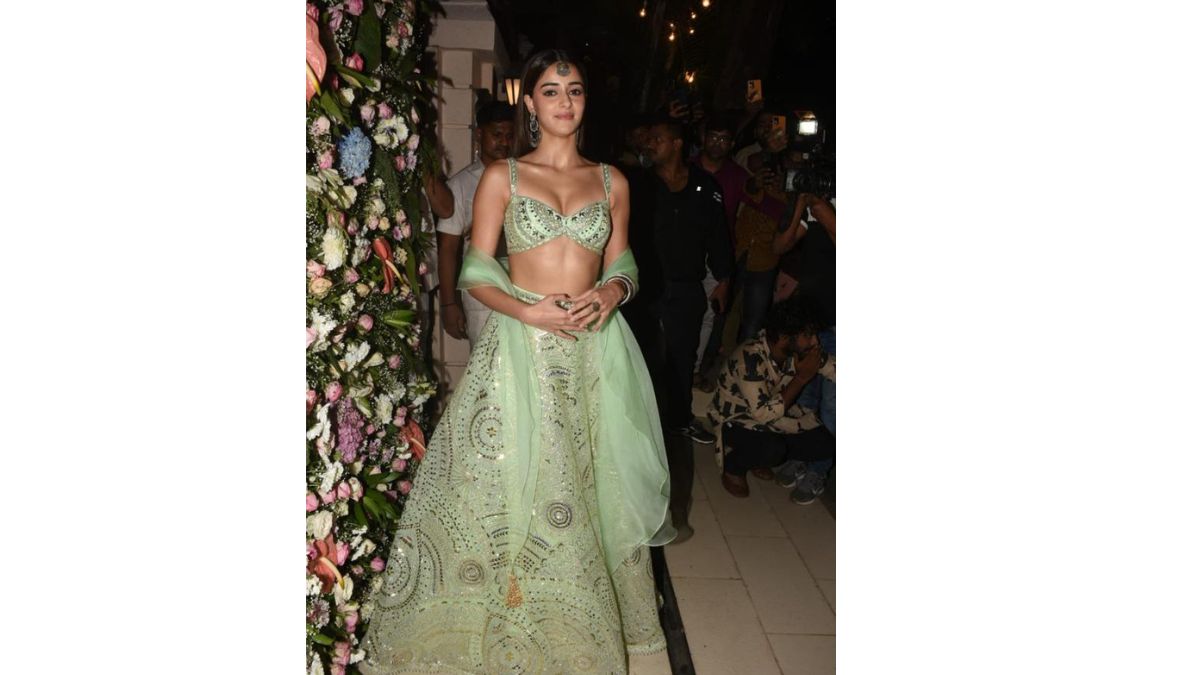 Inside Ekta Kapoors Diwali 2022 Party Bollywood Divas Made Heads Turn With Their Festive Looks