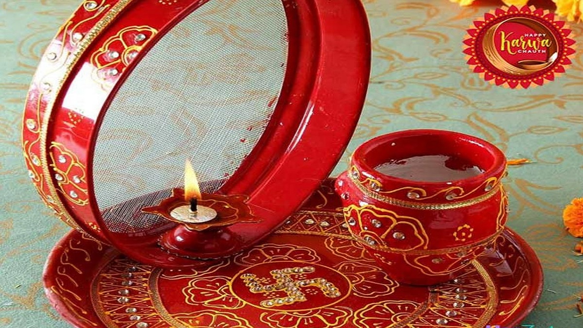 karwa chauth 2022 gifts for women | Karwa Chauth 2022 : करवा चौथ पर वाइफ को  दें ये आकर्षक गिफ्ट, घरेलू हों या कामकाजी सभी को आएंगे पसंद | Karwa chouth  Gift Ideas