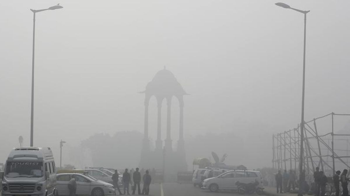DelhiNCR Air Quality Turns 'Very Poor' On Diwali Night, Still AQI