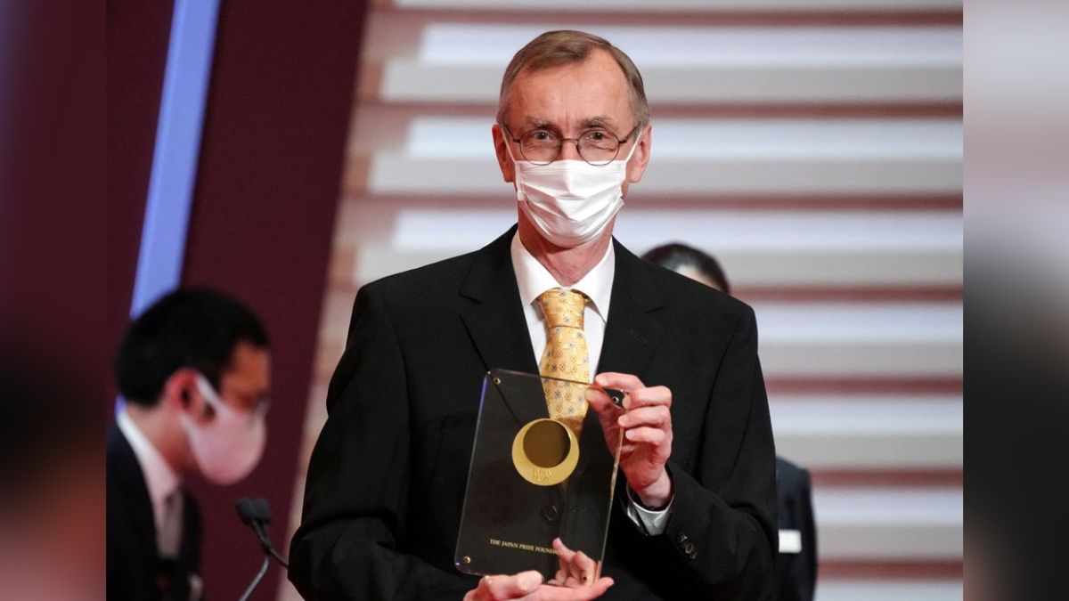 Nobel Prize 2022: Svante Paabo Bags Award In Medicine For Research On ...