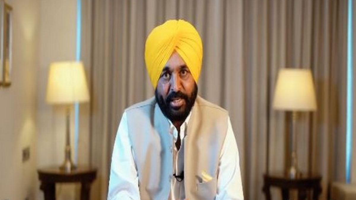 'Bogus And False': AAP Hits Back After Oppn Alleges Bhagwant Mann Deplaned For Being Drunk