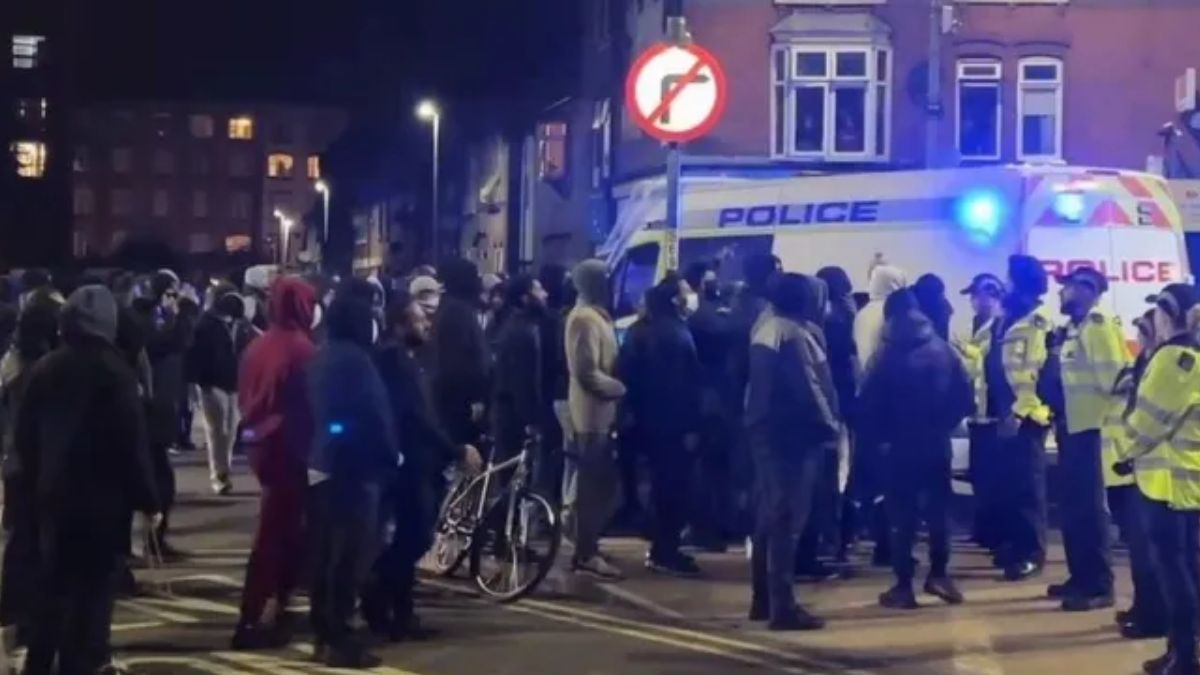 Serious Disorder In East Leicester After 'Unplanned Protests'; Cops Call For Calm, 15 Held So Far