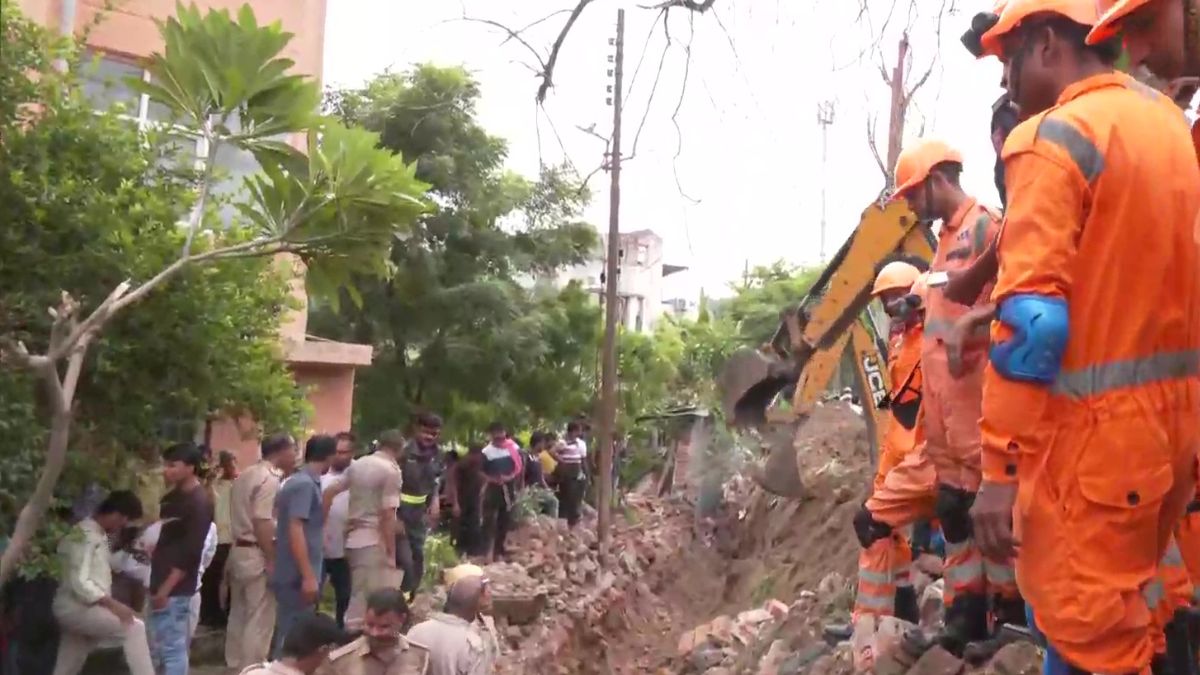 4 Dead, 9 Rescued After Under Construction Wall Collapses In Noida Housing Complex; CM Condoles Deaths