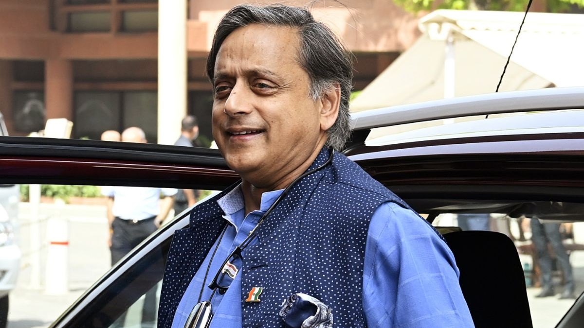 Shashi Tharoor, 4 Other Congress MPs Express Concern About Transparency, Fairness Of Party's President Polls