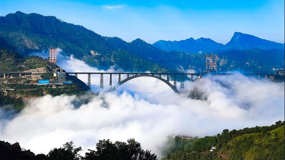 ‘Peeping Out Of Clouds’: Railways Shares Mesmerizing Pics of Chenab Bridge; Netizens Amazed