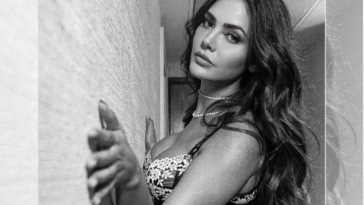Esha Gupta Leaves Little To Imagine In New Bikini Photo And You Can't Take Your Eyes Off