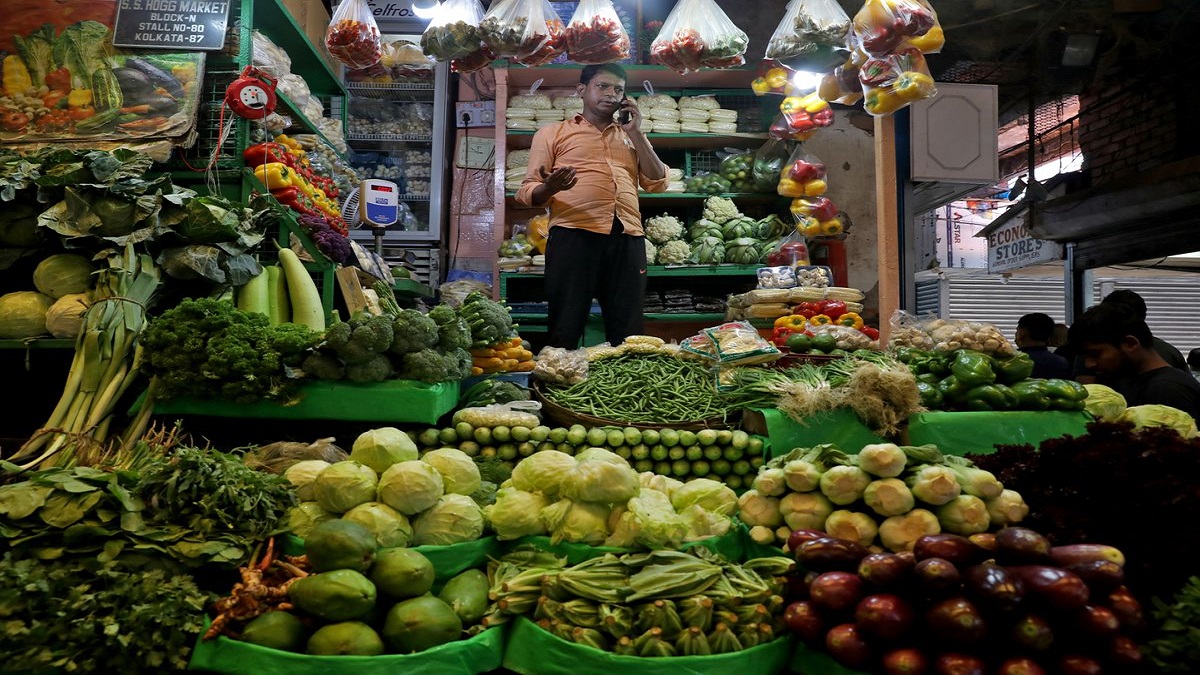 India's Retail Inflation Rises to 7 Pc In August As Food Prices Surge