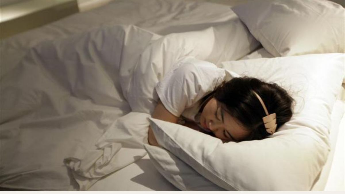 Trouble In Sleeping? Follow These Tips To Get A Sound Sleep