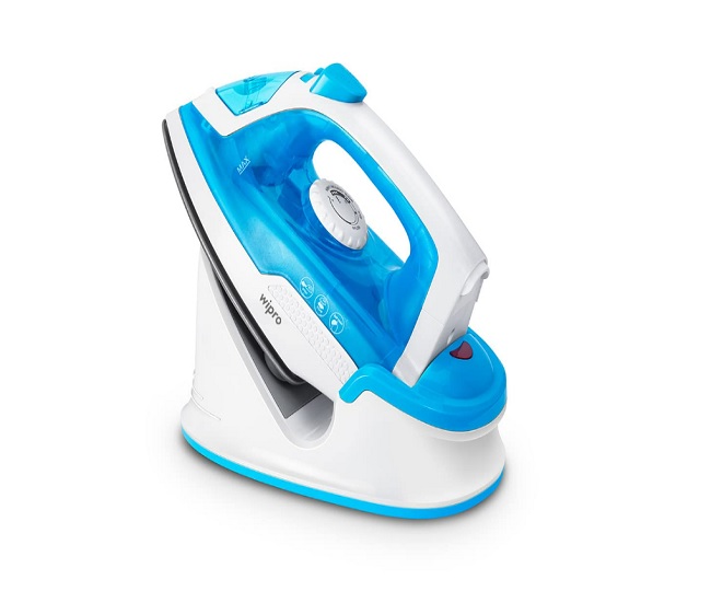 Best Steam Irons Under 5000 Get A Polished, Wrinkle Free And Crisp Clothes Faster