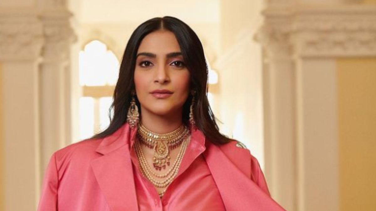 sonam-kapoor-to-deliver-a-spoken-word-piece-at-king-charles-iiis-coronation-concert-report