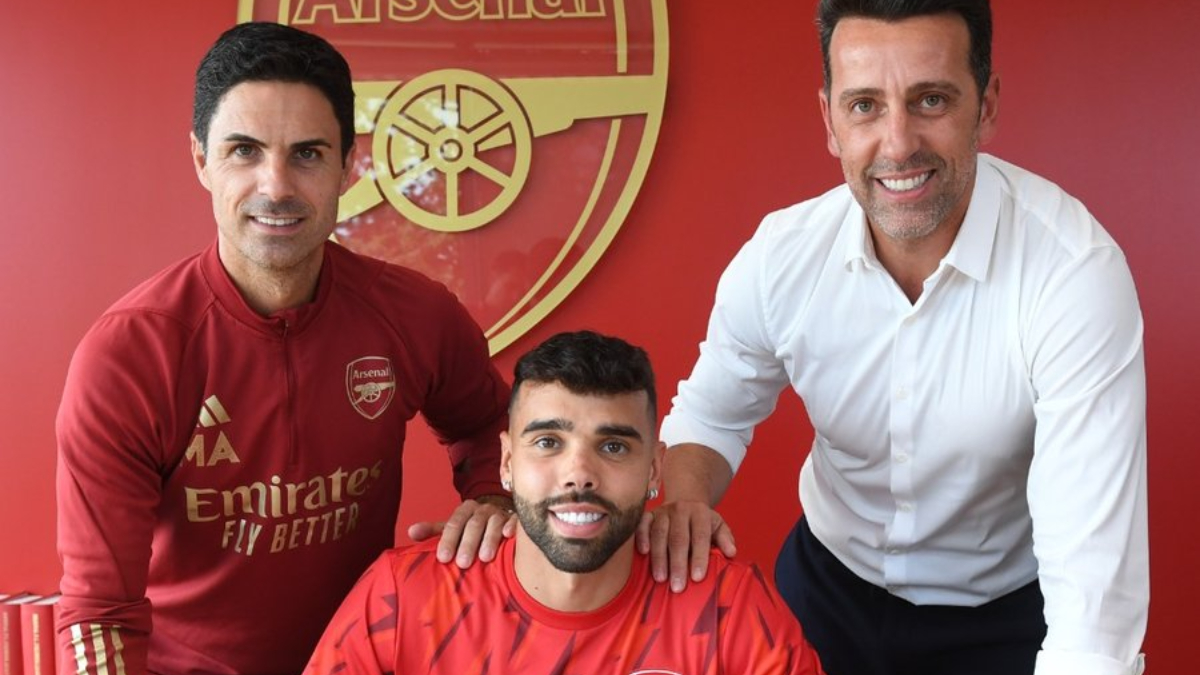 arsenal-sign-spain-goalkeeper-david-raya-on-a-seasonlong-loan-from-brentford