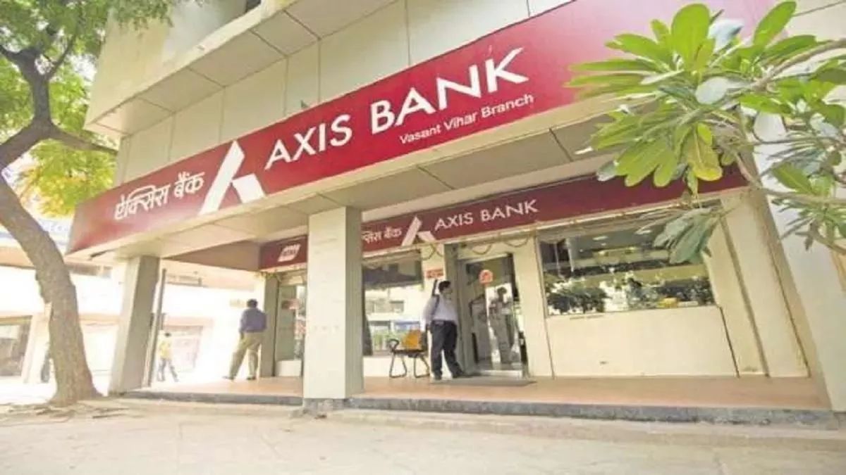 CCI Imposes Penalty Of Rs 40 lakh on Axis Bank Over Acquisition Of Stake In CSC  E-Governance