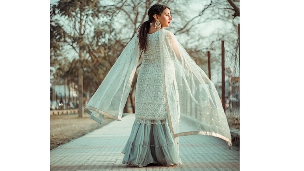 Amazon.com: Indian Pure Cotton Women Printed Casual Wear Sharara Kurti Suit  Festival Muslim Girls Trendy Kurta 459p (34, Blue) : Clothing, Shoes &  Jewelry