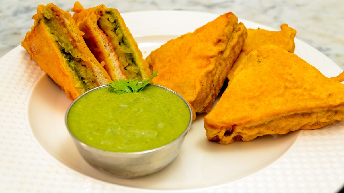 snack-attack-easy-and-tasty-besanbased-recipes-for-monsoon-delight