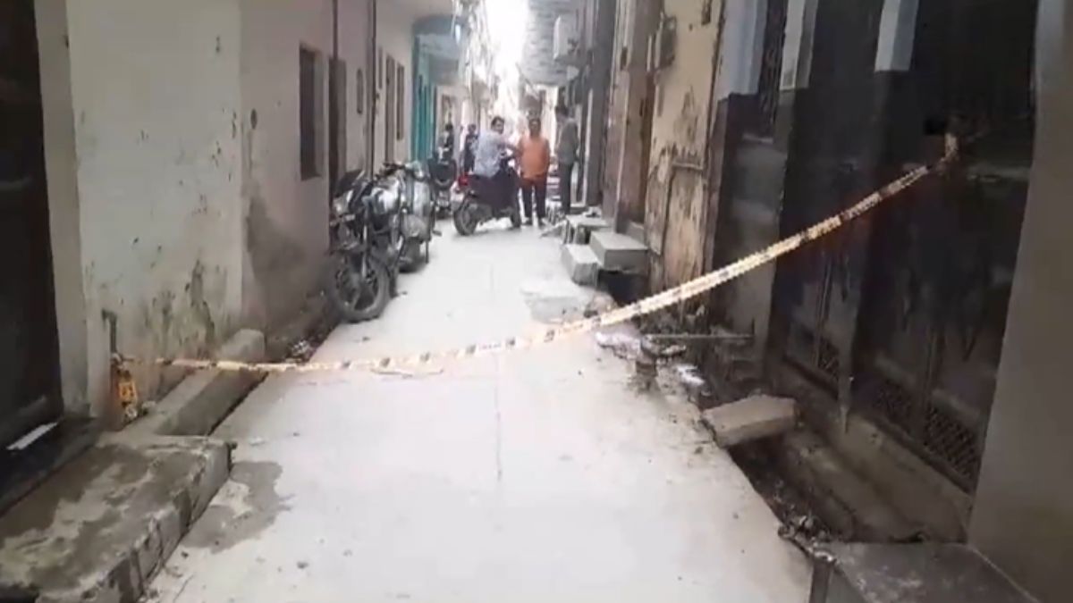 Delhi 36YearOld Amazon Manager Shot Dead By Unknown Assailants In