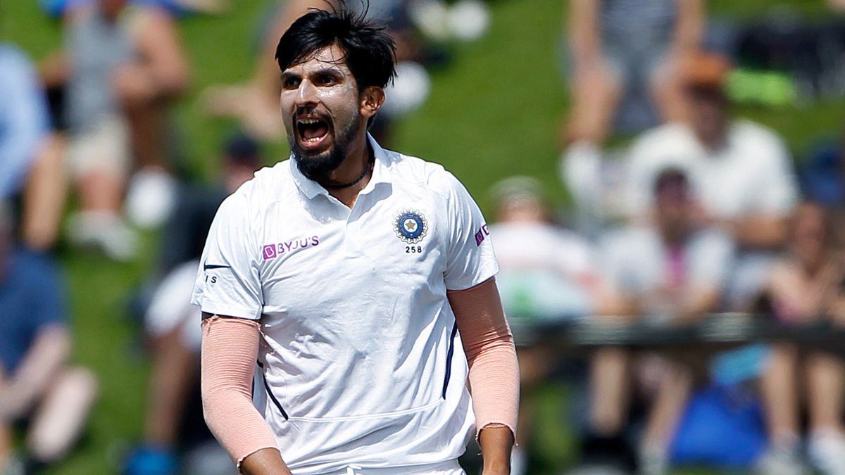 a-goat-was-surrounded-by-lions-ishant-sharma-opens-up-on-maiden-experience-of-indian-dressing-room