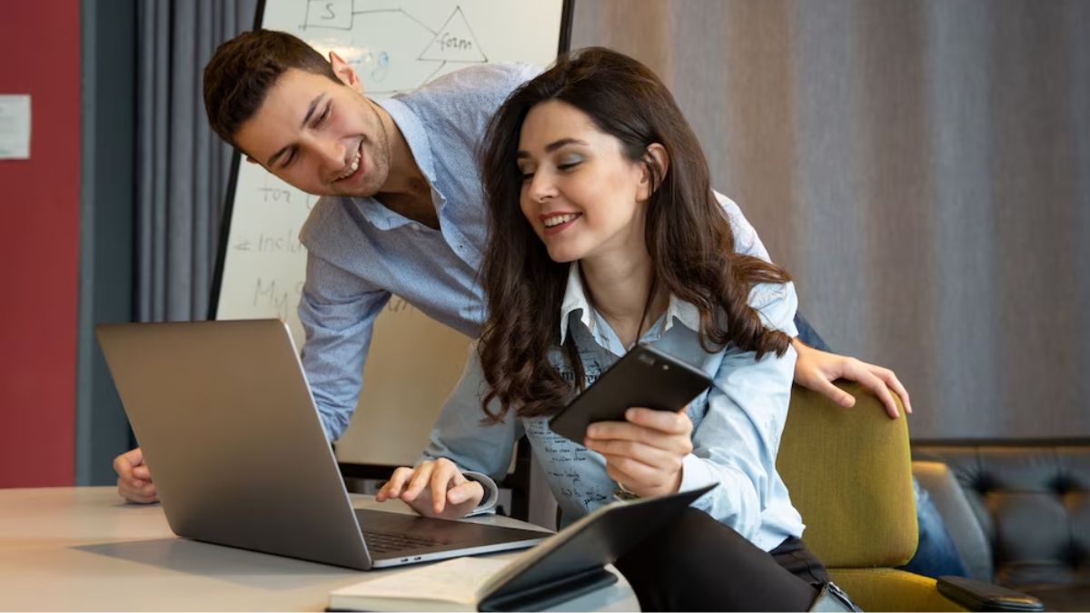 Office Relationships 5 Hidden Quests That Your Boss Likes You