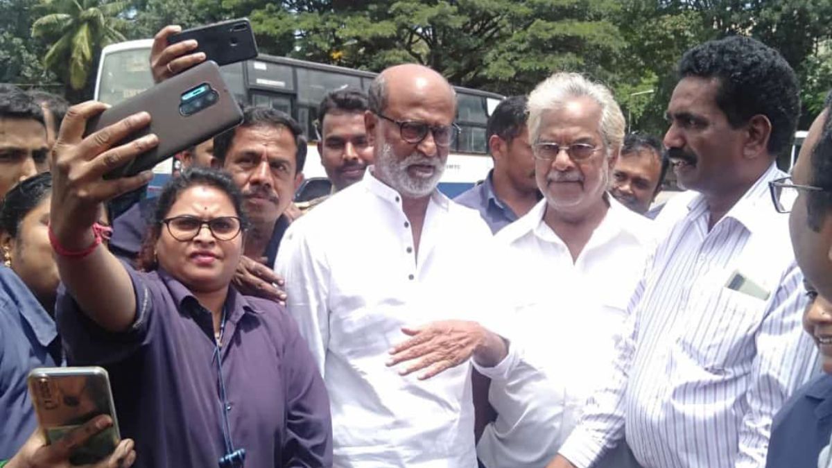 rajinikanth-pays-visit-to-bangalore-bus-depot-and-recalls-his-day-as-bus-conductor-post-jailer-success-see-pics
