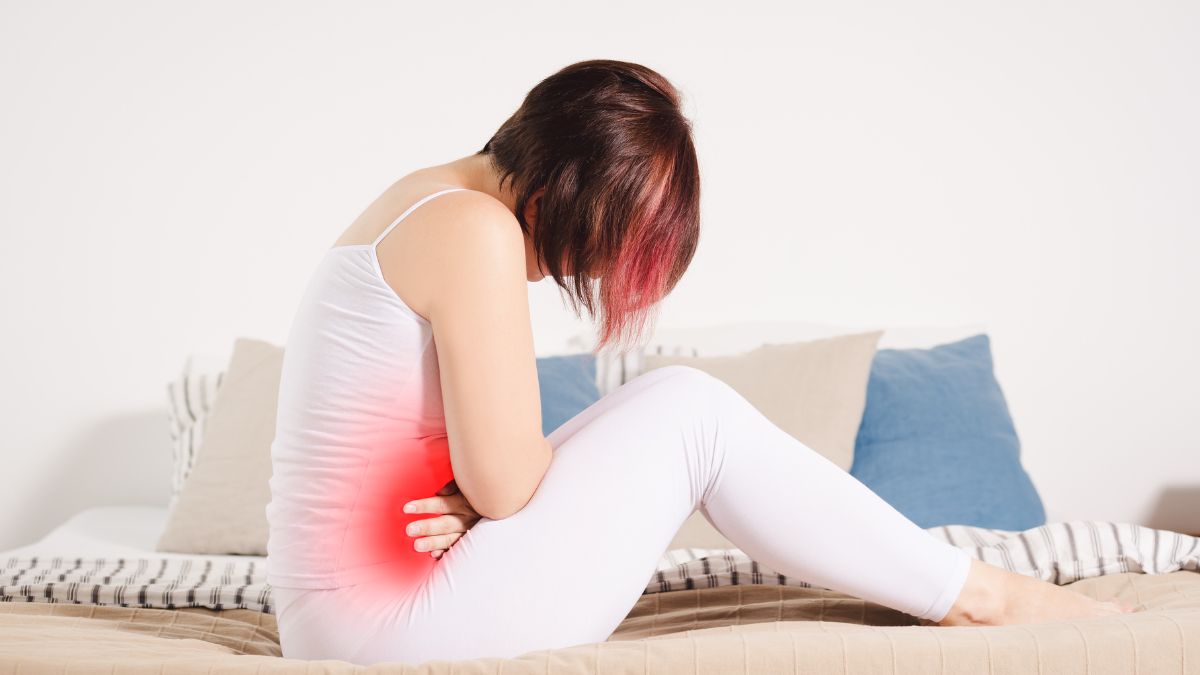 home-remedies-for-stomach-ulcers-honey-to-chamomile-tea-5-ways-to-get-instant-relief-at-home