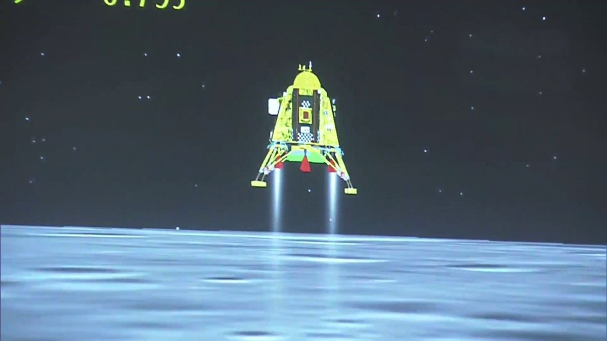 Surat Man Claims To Be Designer Of Chandrayaan’s Vikram Lander; Police ...