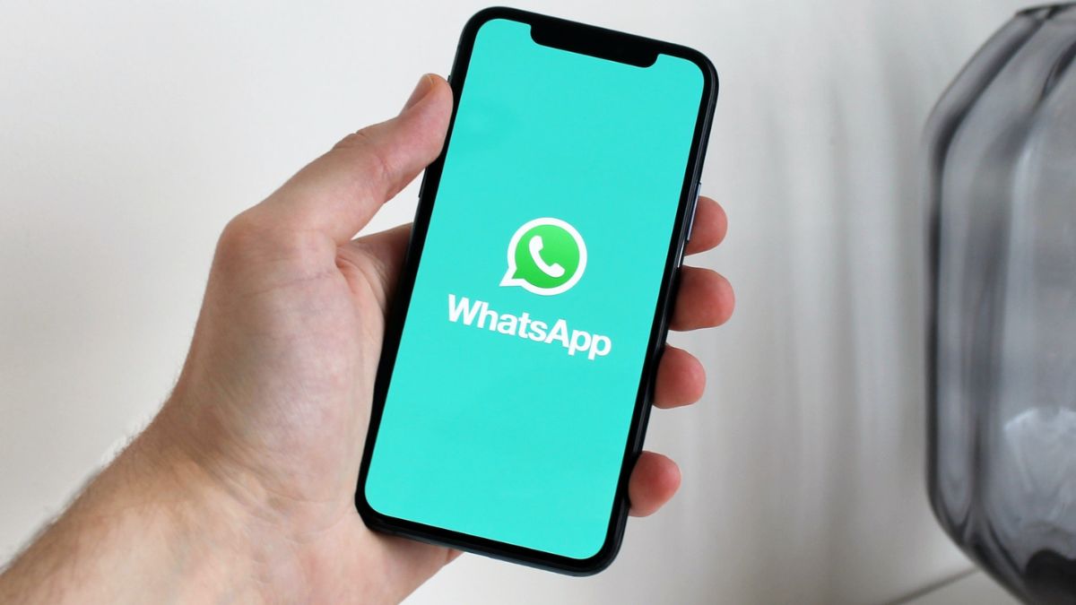 whatsapp-ios-update-message-editing-for-media-captions-now-rolling-out-for-iphone-users-latest-update-tech-news