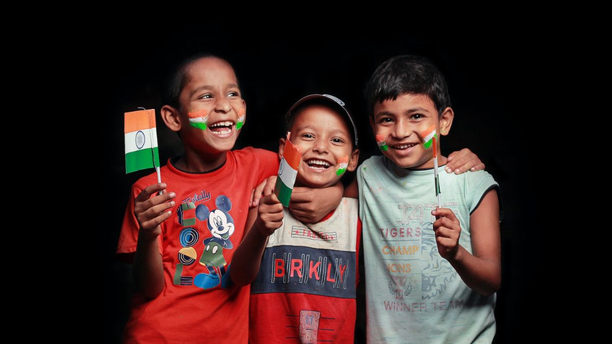 independence-day-sticker-for-whatsapp-free-download-2023-with-photo-how-to-send-stickers-to-friends-family-on-whatsapp-national-flag-tricolour-dp