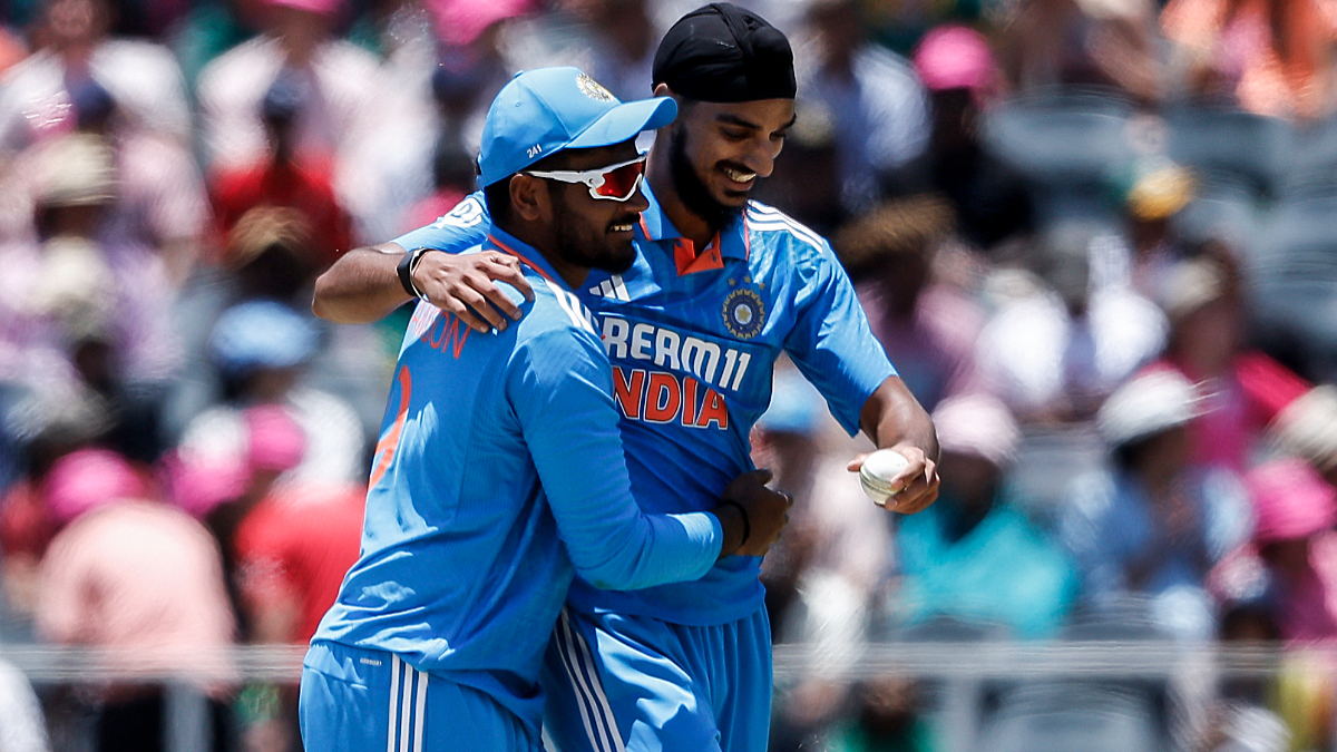 ind-vs-sa-1st-odi-arshdeep-singh-leads-india-to-emphatic-win-over-south-africa-to-take-1-0-lead