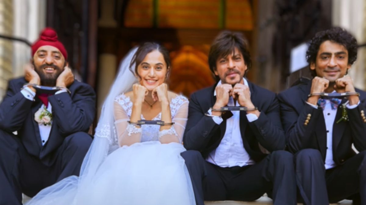 dunki-drop-3-shah-rukh-khan-unveils-his-personal-favourite-song-nikle-the-hum-kabhi-ghar-se-in-sonu-nigam-voice-watch