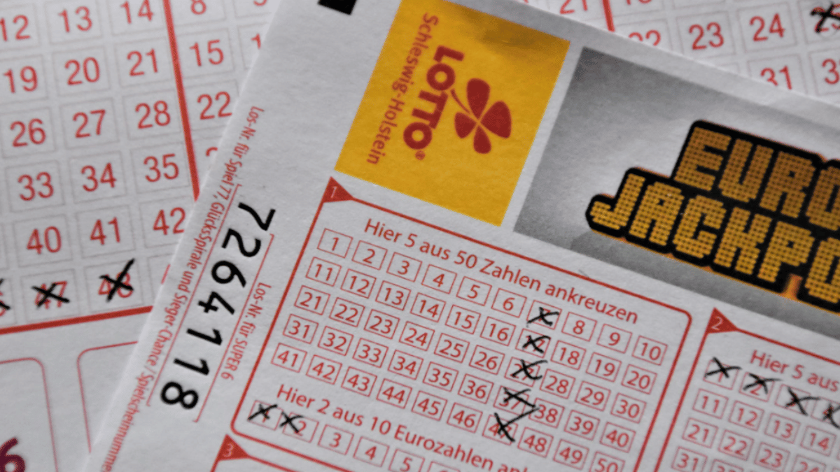 Kerala Lottery Result Today: Check 'AKSHAYA AK 640' Winning Numbers For Feb  25 - Oneindia News