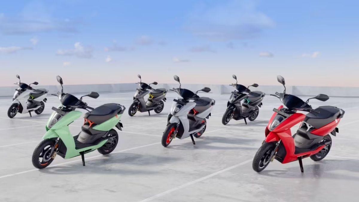 ather-energy-offers-yearend-discounts-on-450x-and-450s-escooters-full-details-here