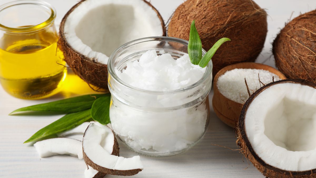 7 Reasons For You To Use Coconut Oil This Winter! - Tata 1mg Capsules