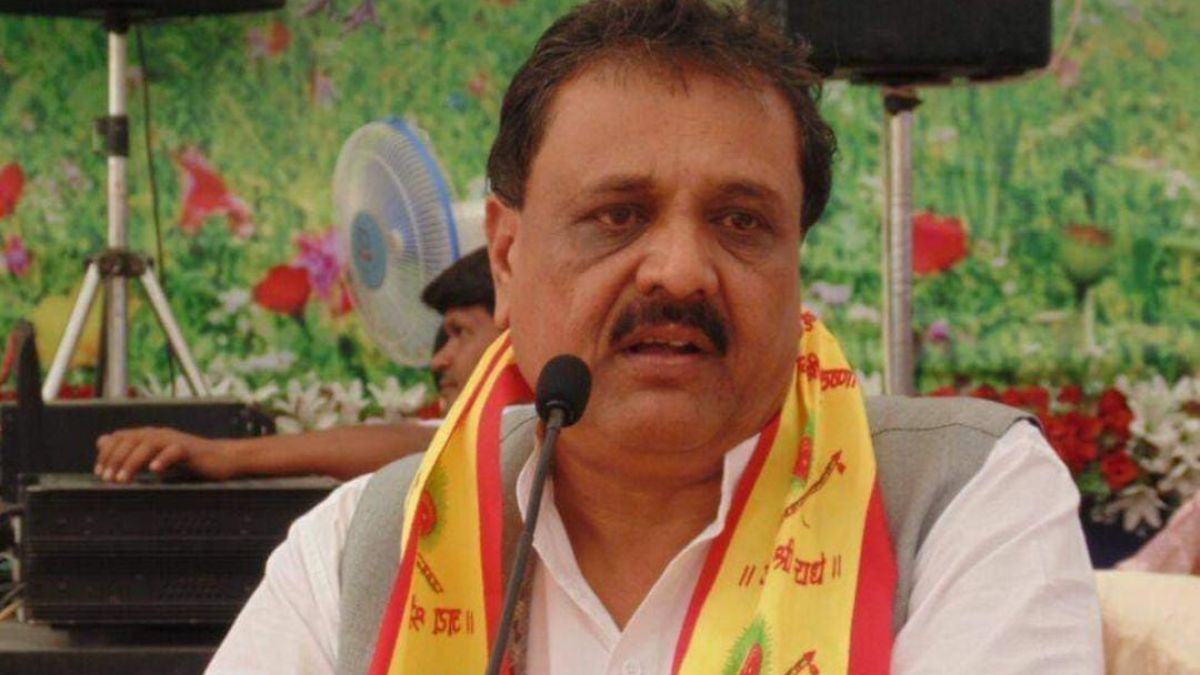 A case was registered against the former Congress MP under these clauses for 'insulting' remarks made on PM Modi